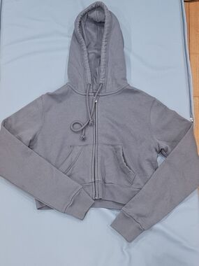 Hollister size XXS  cropped zip up hoodie. Color- Blue